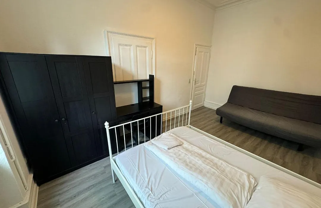 Juno Apartment-1